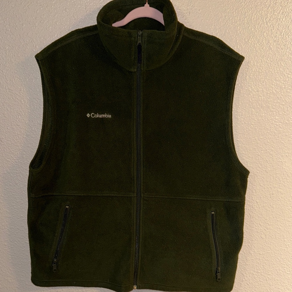 Columbia Dark Green Fleece Vest